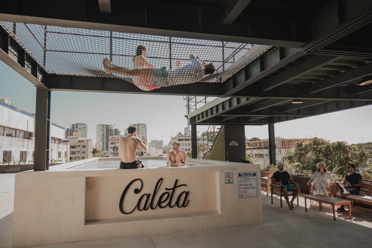 Caleta Hostel Rooftop & Pool Cancún Eksteriør bilde