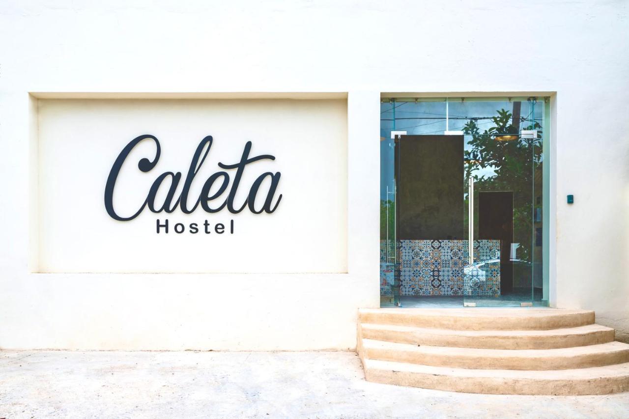 Caleta Hostel Rooftop & Pool Cancún Eksteriør bilde