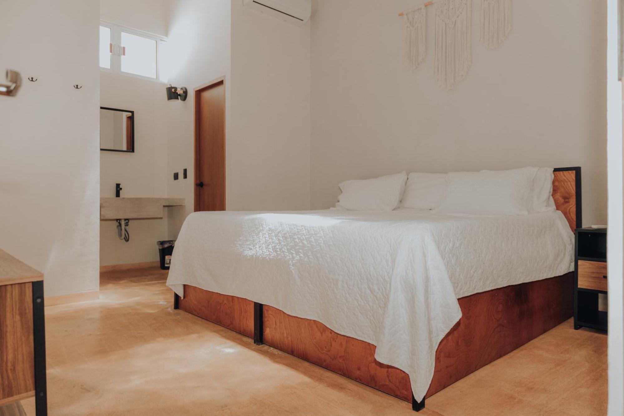 Caleta Hostel Rooftop & Pool Cancún Eksteriør bilde